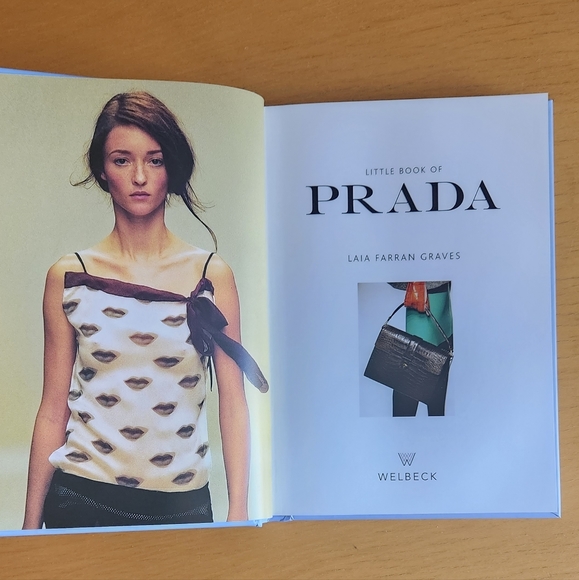 Prada – Little Book Of - Picture 4 of 12